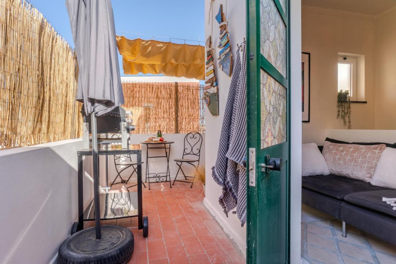 Arty Vintage Townhouse With Rooftop Shower & Sun Loungers Olhão Kültér fotó
